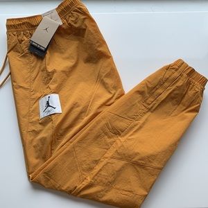 Jordan Essentials Statement Warm Up Pants